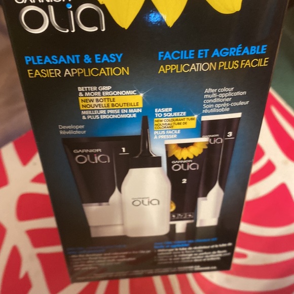 NEW GARNIER OLIA 110 SUPER LIGHT NATURAL BLONDE
SUPER CLAIR HAIR DYE - Picture 8 of 11